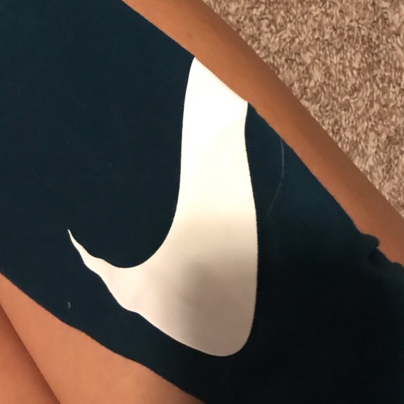 Nike Leggings - Picture 4 of 7